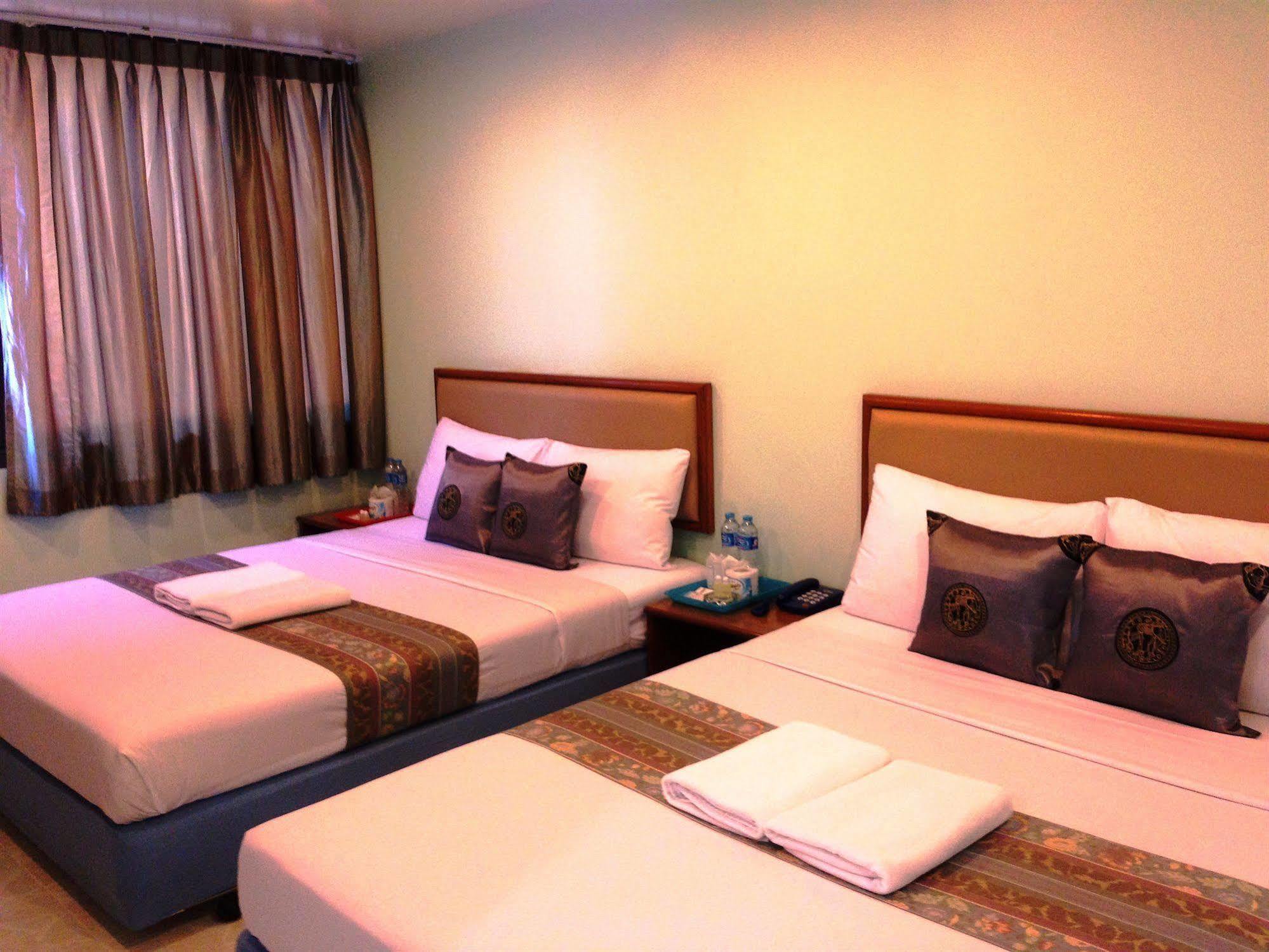 בנגקוק Siam Star Hotel מראה חיצוני תמונה